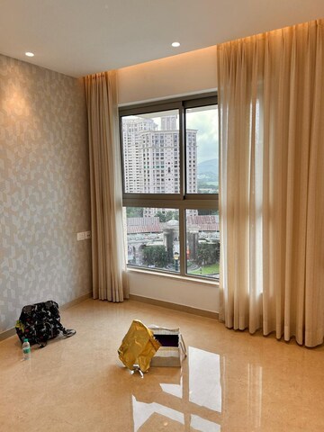 Room in 1 BHK Apartment at Hiranandani Highland, Powai – for Rent