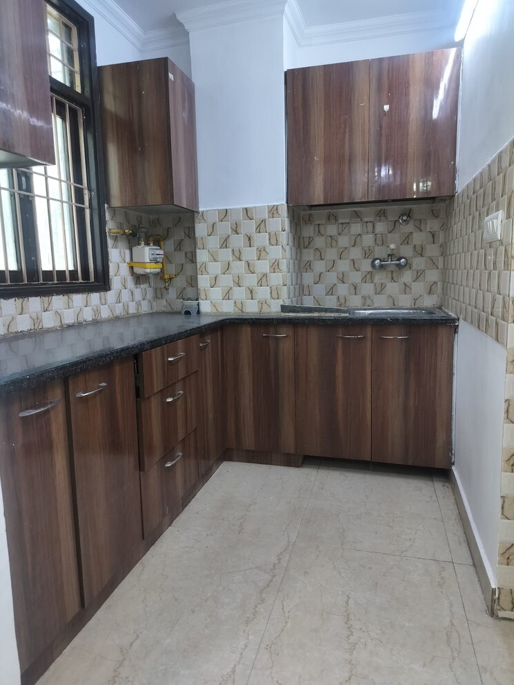Kitchen, chattarpur 3 Bedroom 1250 Sq.Ft. Builder Floor In Chattarpur Delhi 8767565