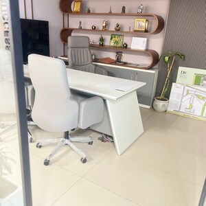  Office Space For Sale in RPS World Trade Center, Sector 27c