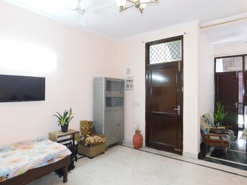 Living Room in 2 BHK Builder Floor at Malviya Nagar – for Rent