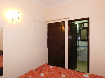 Bedroom in 2 BHK Builder Floor at Malviya Nagar – for Rent