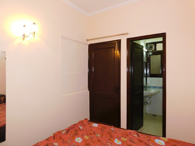 Bedroom, malviya nagar 2 Bedroom 1000 Sq.Ft. Builder Floor In Malviya Nagar Delhi 8767582