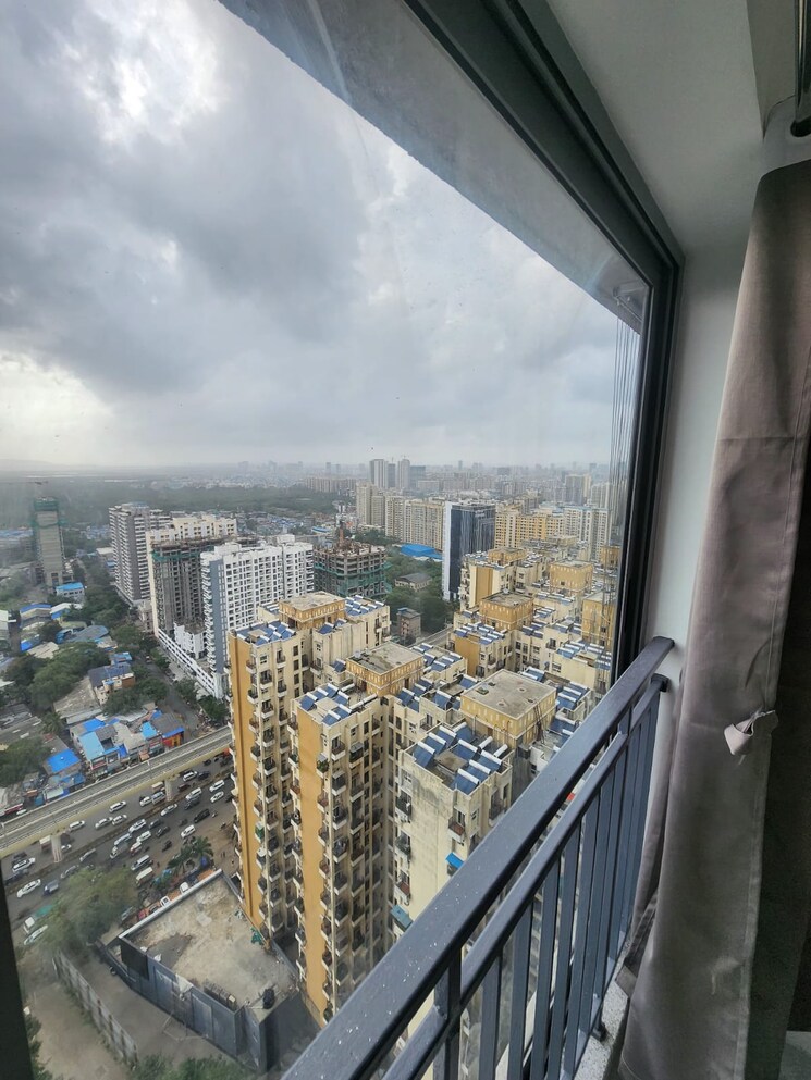 Balcony, dynamix-avanya 1 Bedroom 400 Sq.Ft. Apartment In Dahisar East Mumbai 8767768
