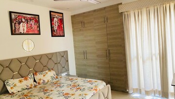  Pg For Rent in Vip Road