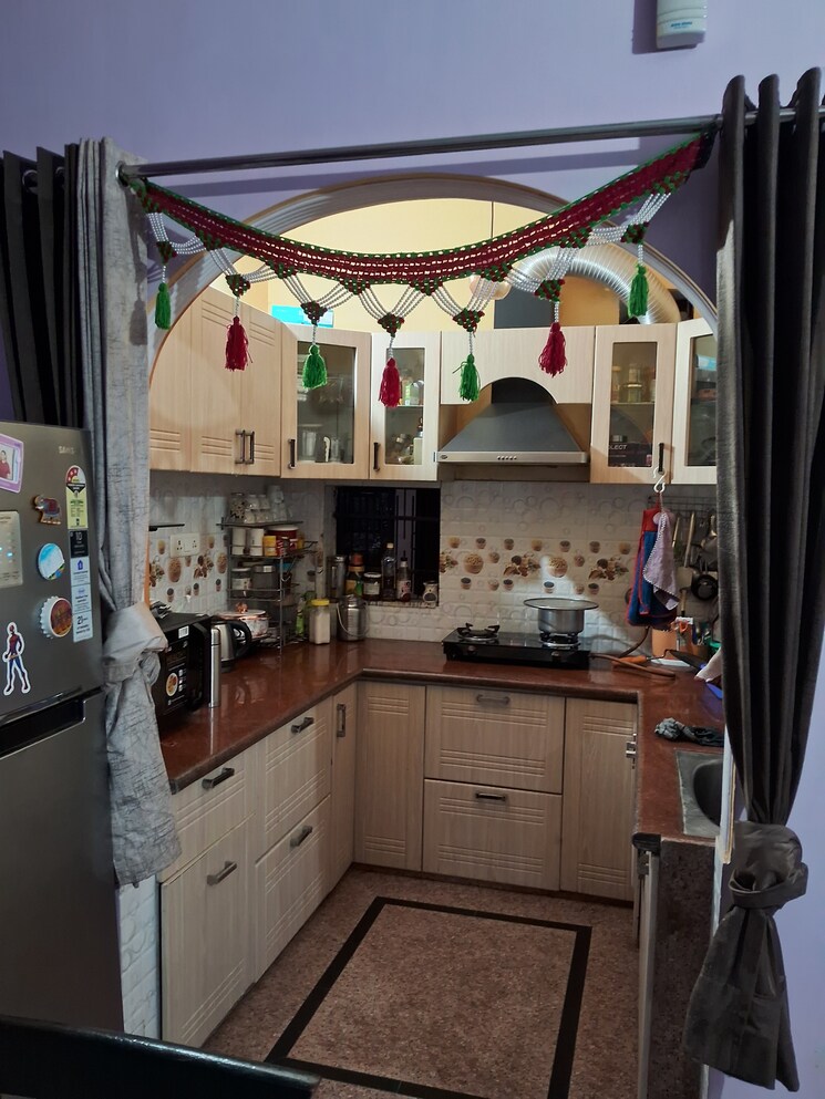 Kitchen, sector 28 3 Bedroom 250 Sq.Yd. Builder Floor In Sector 28 Faridabad 8767776