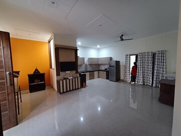 Room in  Pg at Vip Road – for Rent