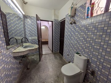 Bathroom in 5 BHK Independent House at Sector 37 – for Sale