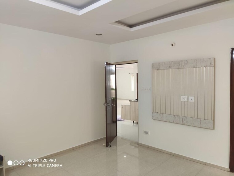 Room, madhapur 3 Bedroom 1775 Sq.Ft. Apartment In Madhapur Hyderabad 8767787