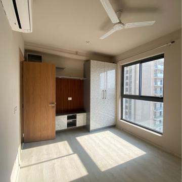 Room in 2 BHK Apartment at M3M Heights, Sector 65 – for Rent