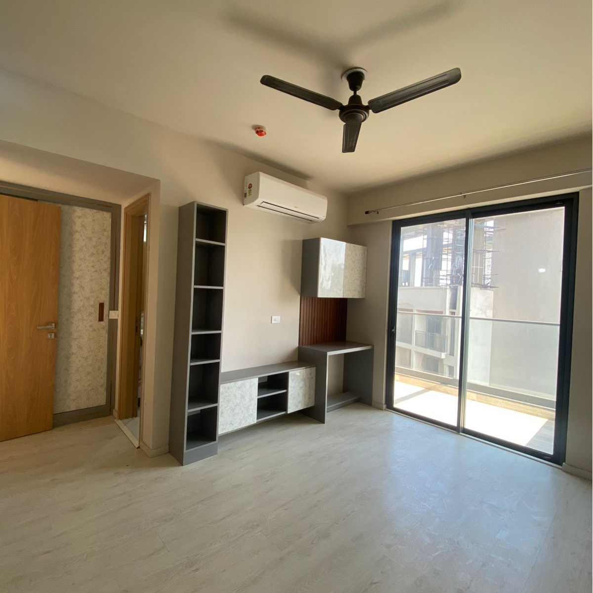 2 BHK + Extra Room Apartment For Rent in M3M Heights