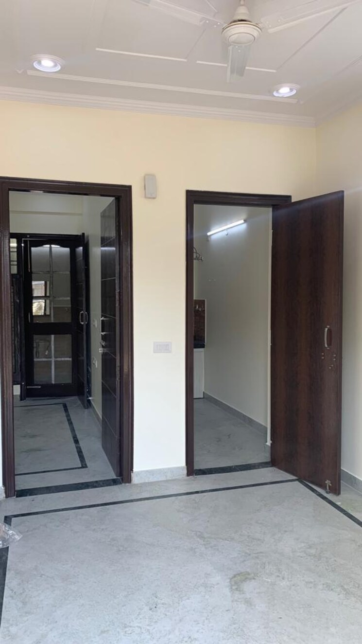 Room, palam-vihar-residents-association 1 Bedroom 685 Sq.Ft. Builder Floor In Palam Vihar Gurgaon 8767831