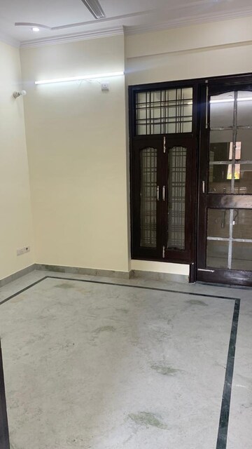 Room in 1 BHK Builder Floor at Palam Vihar Residents Association, Palam Vihar – for Rent