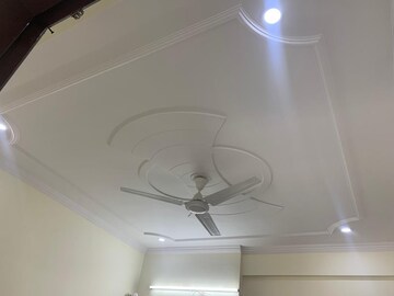 Bathroom in 1 BHK Builder Floor at Palam Vihar Residents Association, Palam Vihar – for Rent