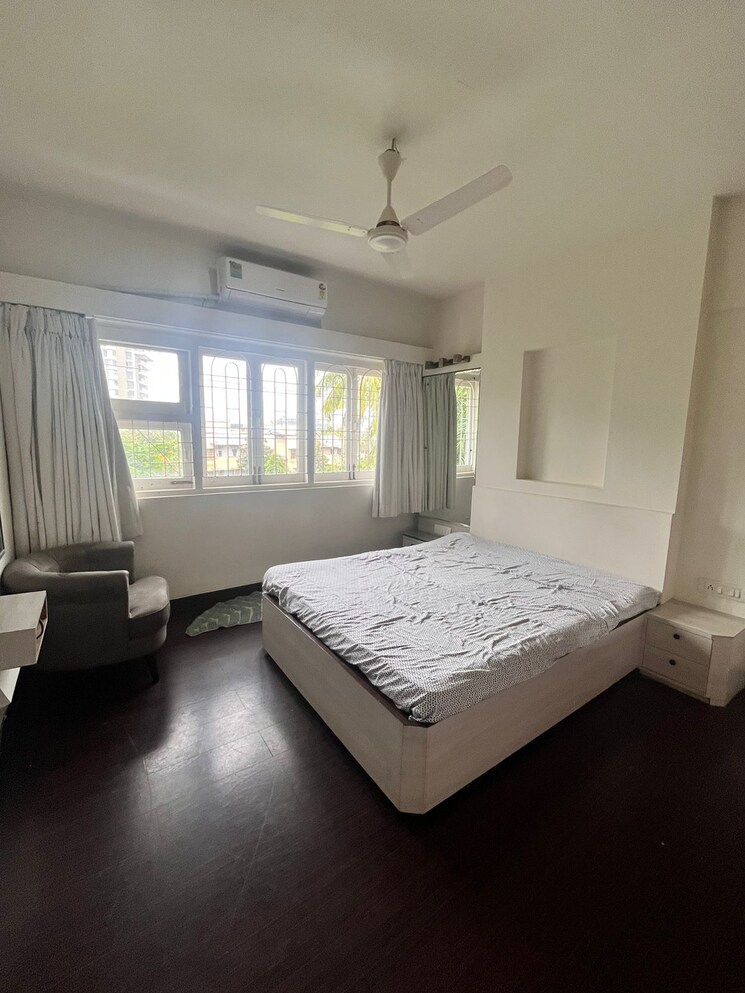 Master Bedroom, andheri west 3 Bedroom 1250 Sq.Ft. Apartment In Andheri West Mumbai 8767845
