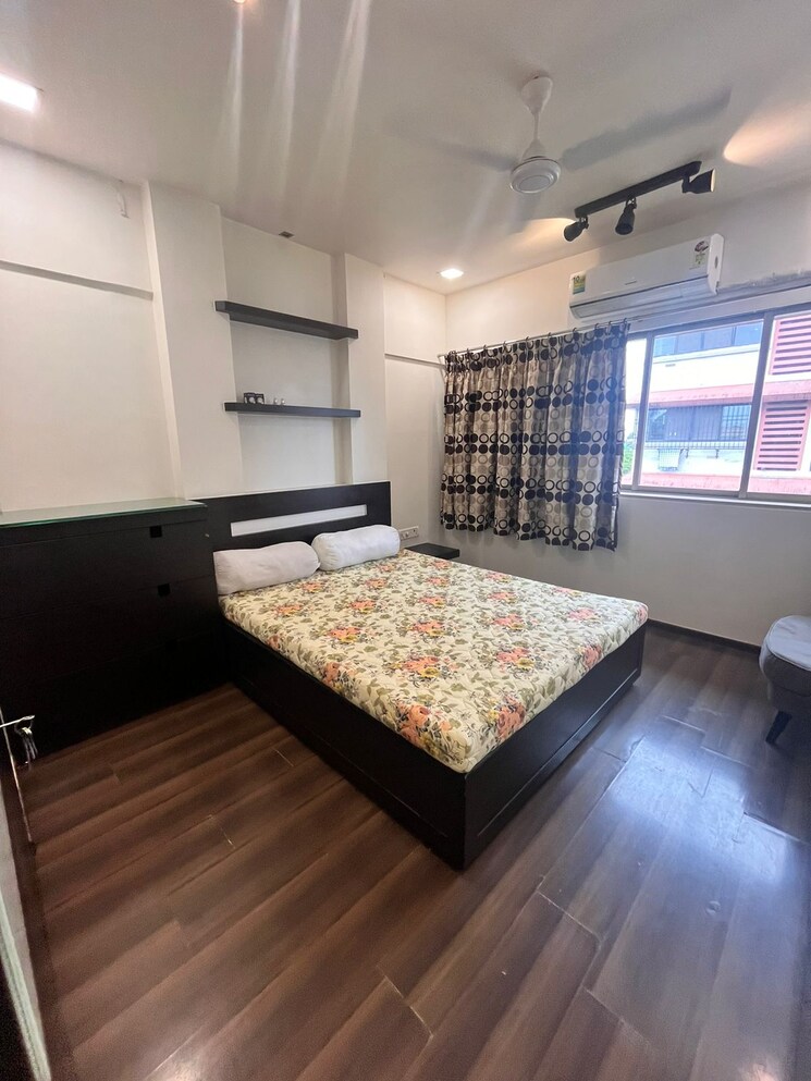 Bedroom, andheri west 3 Bedroom 1250 Sq.Ft. Apartment In Andheri West Mumbai 8767845