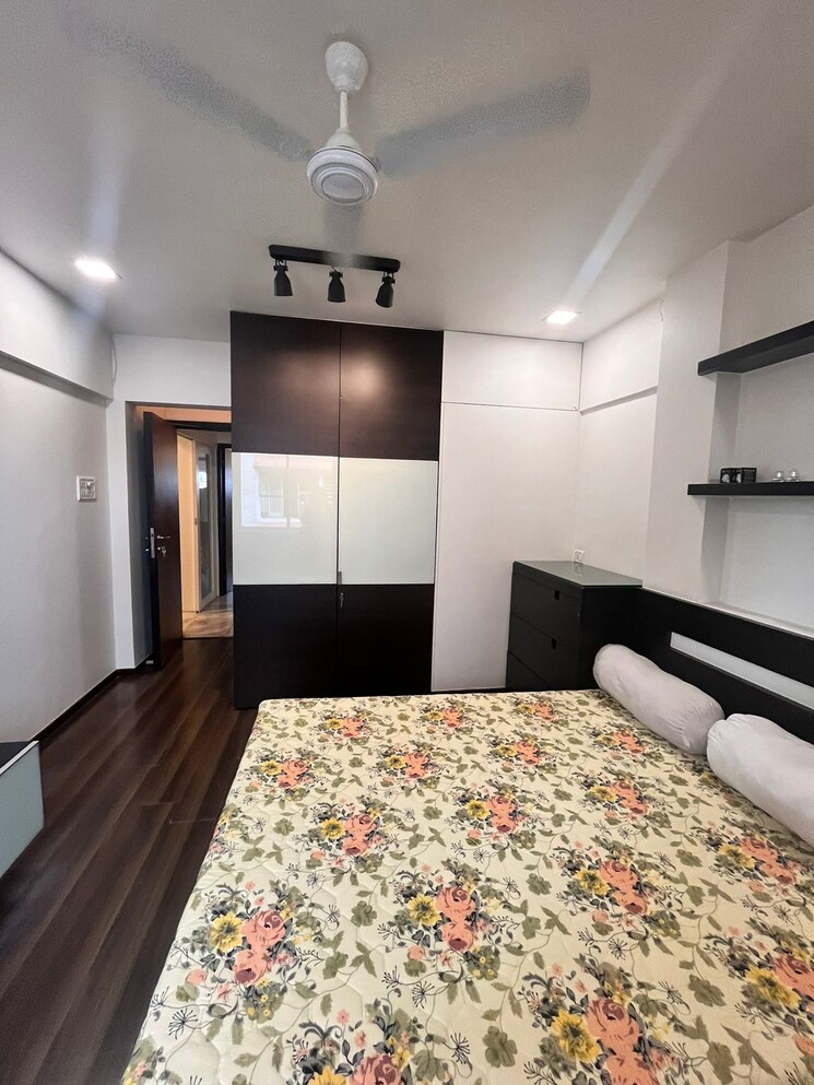 Bedroom, andheri west 3 Bedroom 1250 Sq.Ft. Apartment In Andheri West Mumbai 8767845