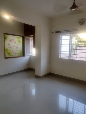 Room in 2 BHK Apartment at GLR Mansion, New Thippasandra – for Rent