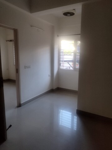 Room in 2 BHK Apartment at GLR Mansion, New Thippasandra – for Rent