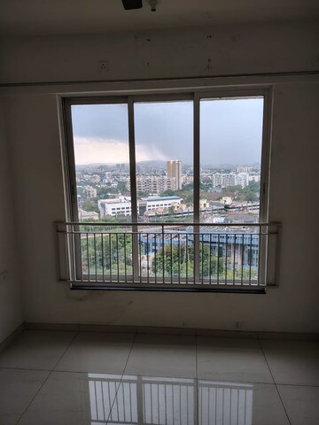 Room in 2 BHK Apartment at Aishwaryam One, Chinchwad – for Rent
