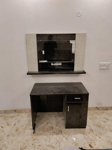 Furnished Amenities in 4 BHK Builder Floor at Greater Kailash I – for Rent
