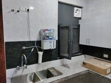 Furnished Amenities in 4 BHK Builder Floor at Greater Kailash I – for Rent