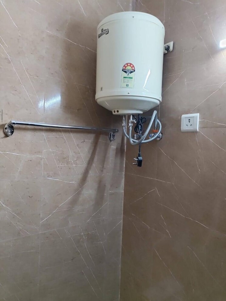 Bathroom, greater kailash i 4 Bedroom 250 Sq.Yd. Builder Floor In Greater Kailash I Delhi 8767852