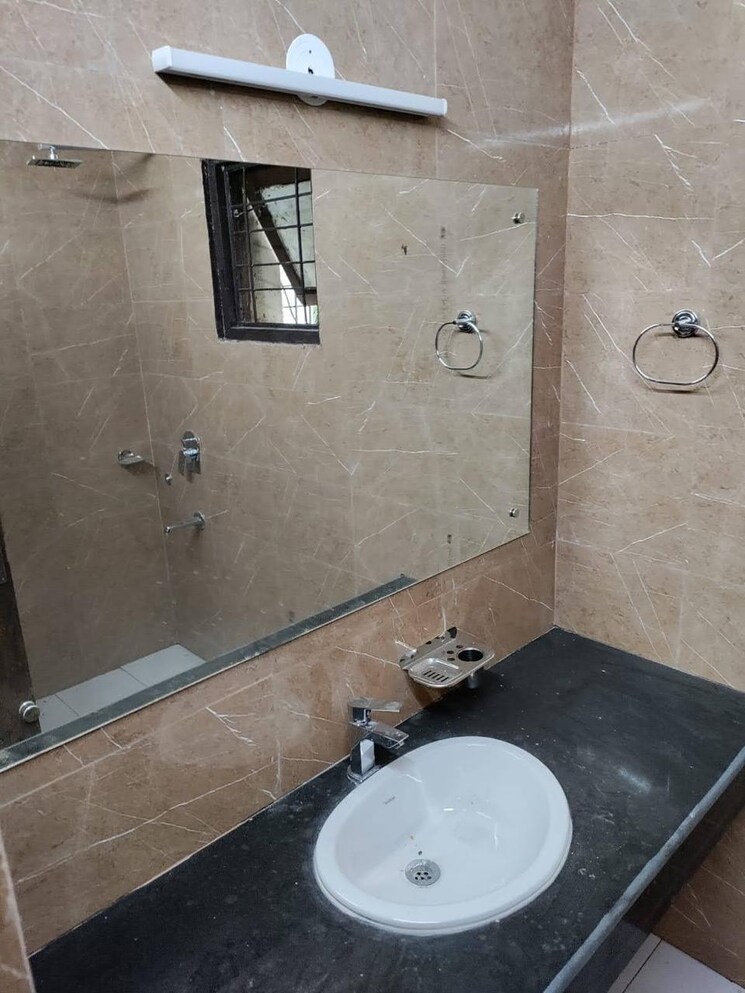 Bathroom, greater kailash i 4 Bedroom 250 Sq.Yd. Builder Floor In Greater Kailash I Delhi 8767852