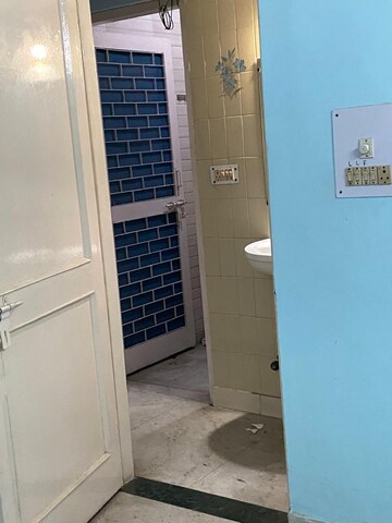 Staircase in 1.5 BHK Apartment at Uma Cooperative Society, Mayur Vihar 1 – for Rent