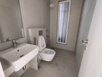 Bathroom in 5 BHK Apartment at Lodha Trump Tower, Worli – for Rent