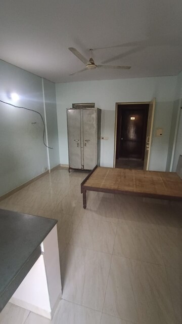 Room in 1 RK Apartment at Conscient Heritage Max, Sector 102 – for Rent