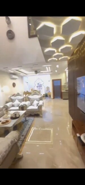 Living Room in 6 BHK Independent House at Napania – for Sale