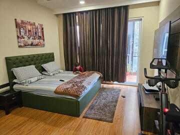 Living Room in 3 BHK Builder Floor at Kohli One Malibu Town, Sector 47 – for Rent