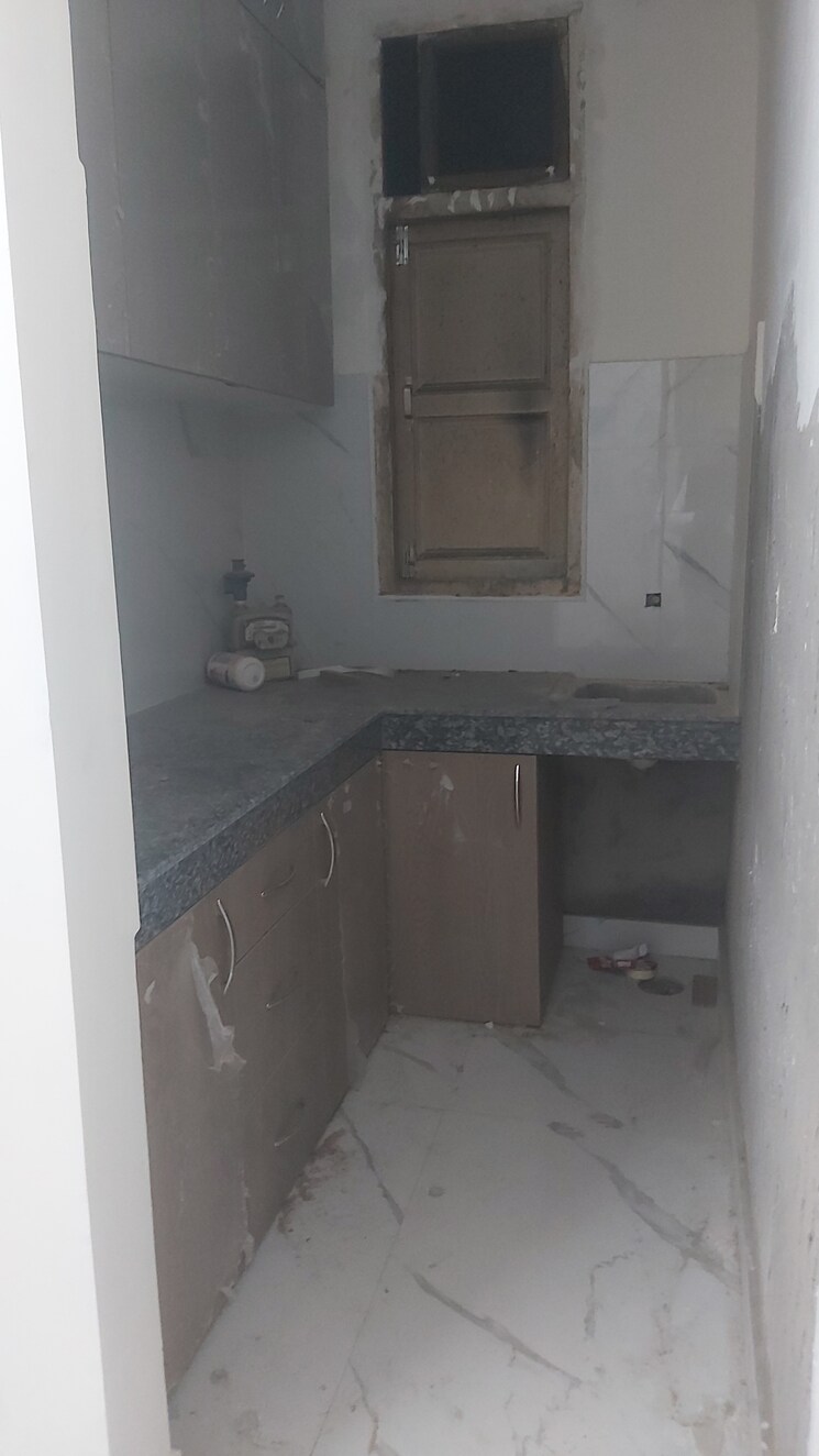 Bathroom, mayur vihar 2.5 Bedroom 450 Sq.Ft. Builder Floor In Mayur Vihar Delhi 8767887