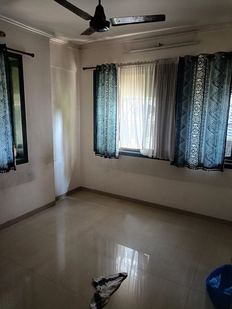 Living Room, sai-karuna-chs 2 Bedroom 1000 Sq.Ft. Apartment In Vashi Sector 28 Navi Mumbai 8767894