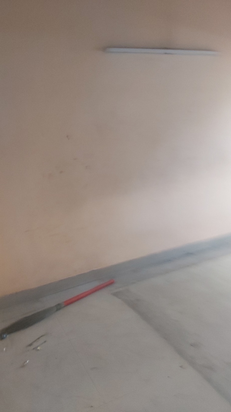 Room, mayur vihar 2.5 Bedroom 1050 Sq.Ft. Apartment In Mayur Vihar Delhi 8767902