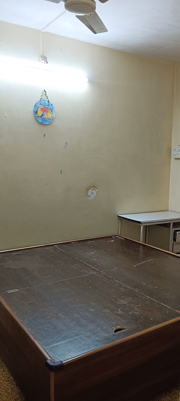 Room, malad-chs 1 Bedroom 450 Sq.Ft. Apartment In Malad East Mumbai 8767910