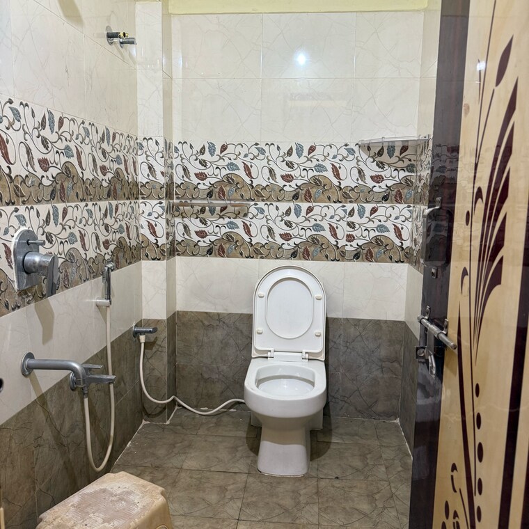 Bathroom, sainikpuri 3 Bedroom 1800 Sq.Ft. Villa In Sainikpuri Hyderabad 8767912