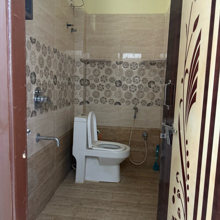Bathroom, sainikpuri 3 Bedroom 1800 Sq.Ft. Villa In Sainikpuri Hyderabad 8767912