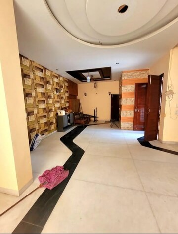 Bedroom in 6+ BHK Independent House at Sector 125 – for Sale