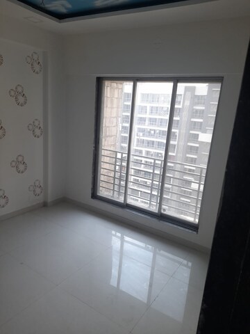 Room in 1 BHK Apartment at Global Prestige, Vasai East – for Sale