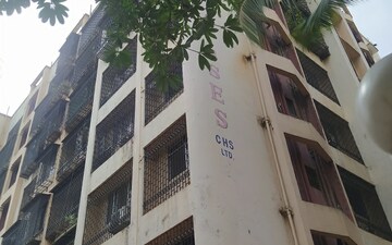 1 BHK Apartment For Rent in BSES Friends CHS Ltd, Borivali West