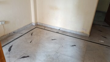 Living Room in 1 BHK Builder Floor at Vaishali Sector 3 – for Rent