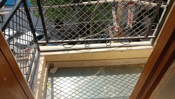 Balcony in 1 BHK Builder Floor at Vaishali Sector 3 – for Rent