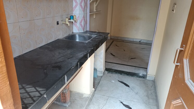 Kitchen, vaishali sector 3 1 Bedroom 351 Sq.Ft. Builder Floor In Vaishali Sector 3 Ghaziabad 8767971