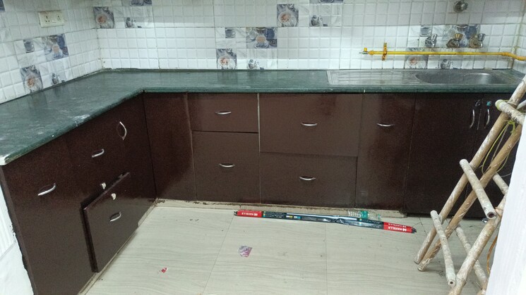 Kitchen, vaishali sector 5 3 Bedroom 1250 Sq.Ft. Builder Floor In Vaishali Sector 5 Ghaziabad 8767974