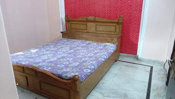 Bedroom in 3 BHK Builder Floor at Vaishali Sector 4 – for Rent