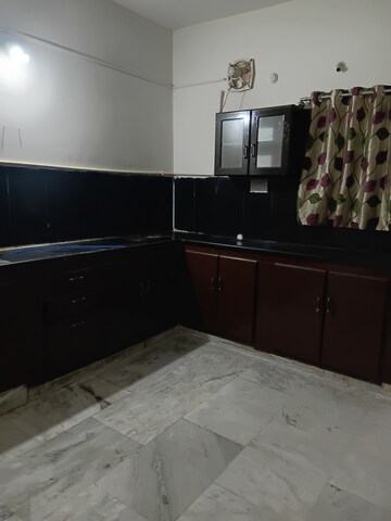 Furnished Amenities in 3 BHK Apartment at Khajaguda – for Rent
