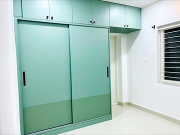 Room in 2 BHK Apartment at Puppalaguda – for Sale