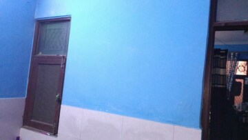 Room in 1 BHK Builder Floor at Vaishali Sector 3 – for Rent