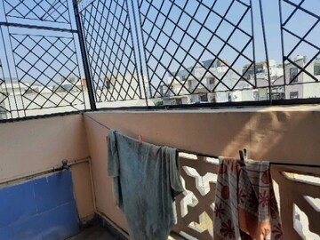 Balcony in 1 BHK Builder Floor at Vaishali Sector 5 – for Rent